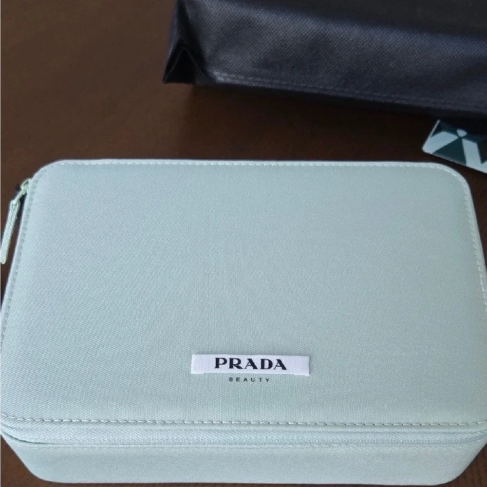 Prada Beauty Vanity Vert Mint Green Makeup Train Case Mirror Recycled LG1448 NWT